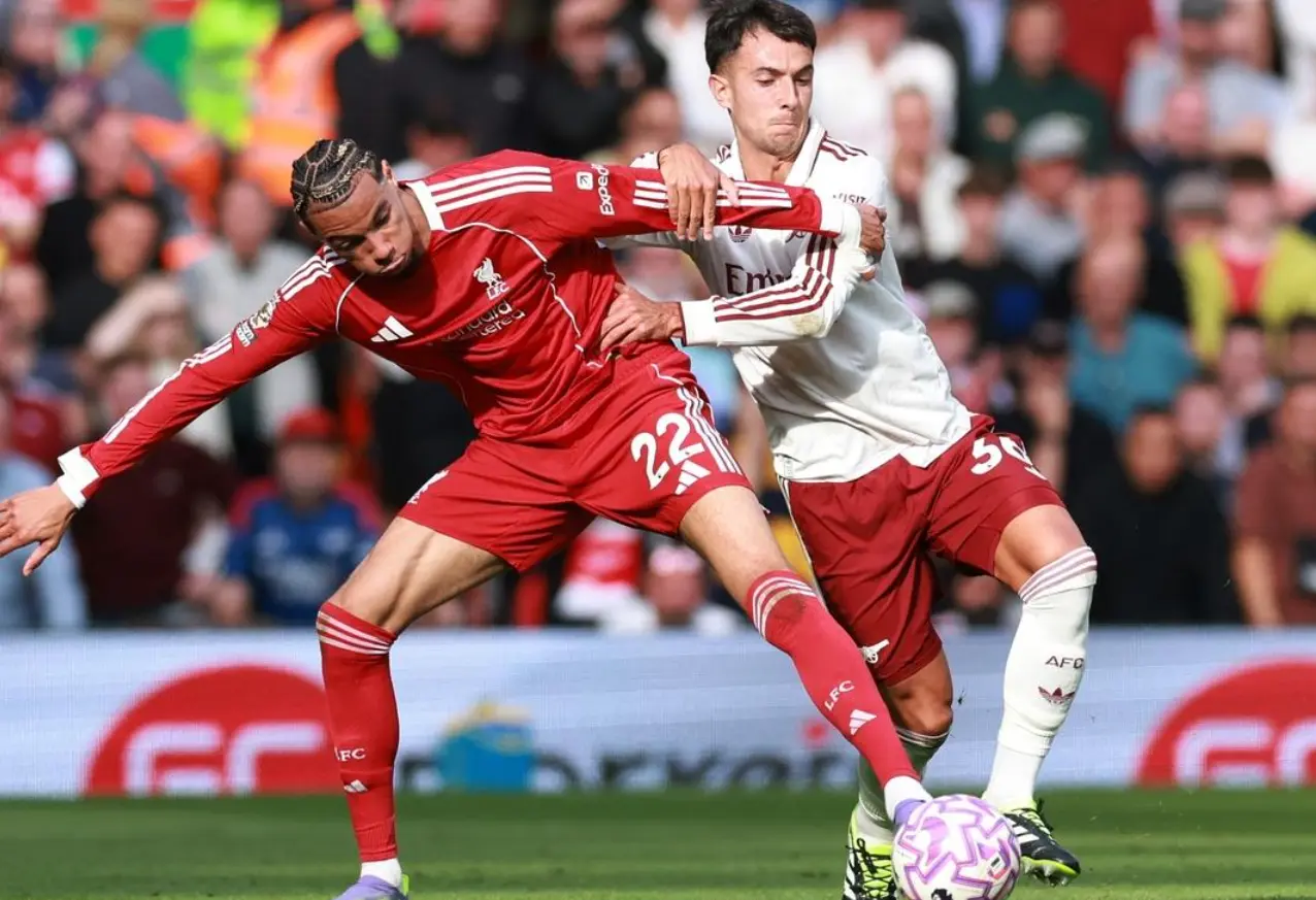 在禁区外尝 在禁区外尝