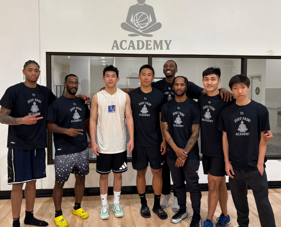 都回来, CMymx 都回来, CMymx