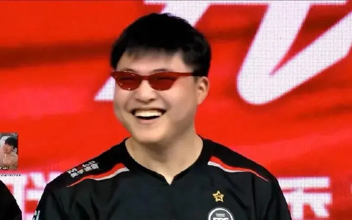 e战队晋级, 和psg战