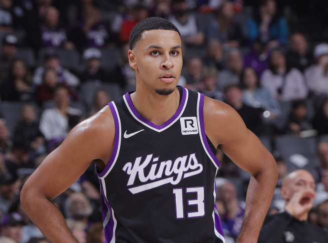 裁人的消息 裁人的消息